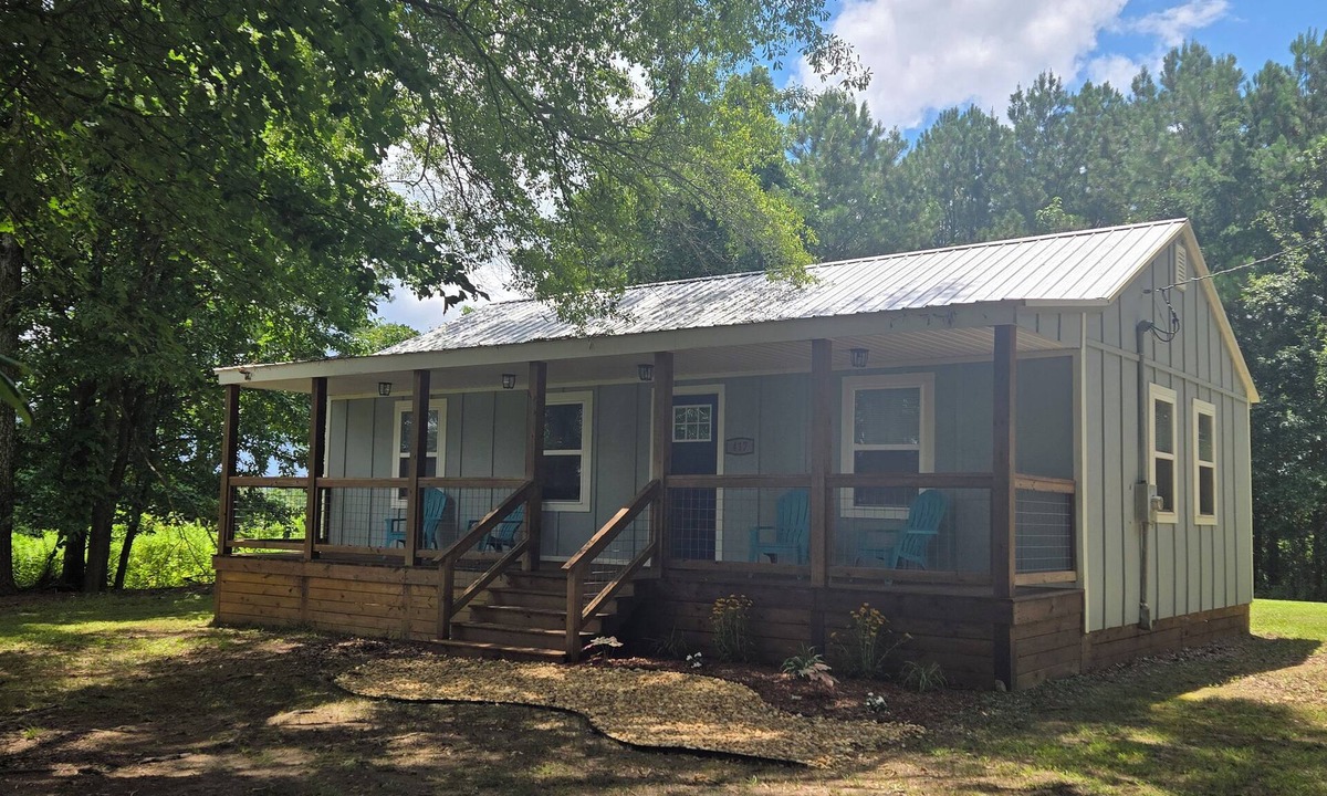 Newell House | Charming 3-bedroom house on a farm in Newell