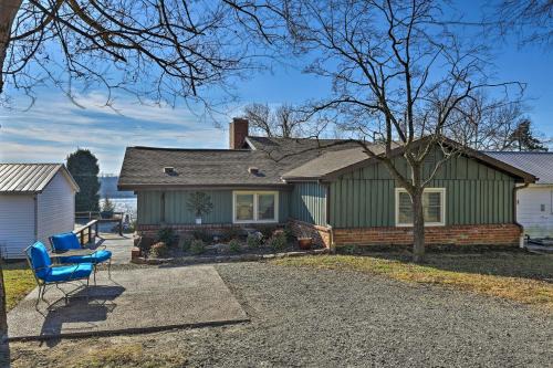 Cave-in-Rock House | Charming Ohio River Home with Water Views & Porch!