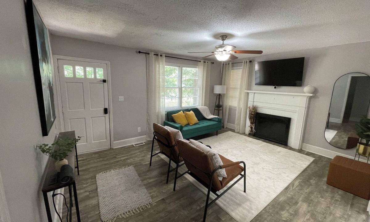 Spartanburg Apartment | Charming & serene urban retreat with WiFi, AC in Spartanburg downtown area