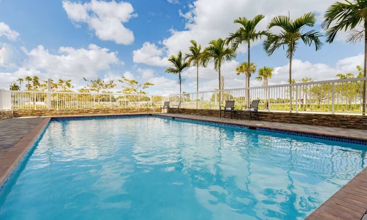 Florida City Hotel | Charming Stay: 2 Queen Beds, Fairfield Inn Next to Everglades