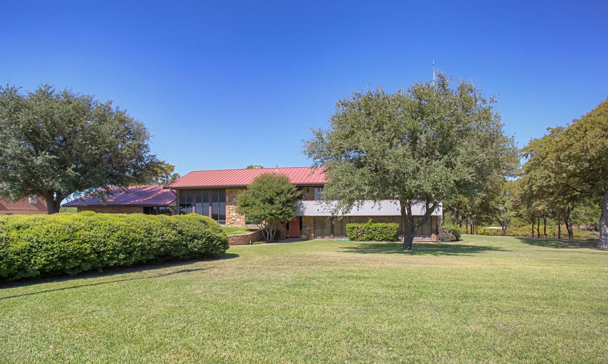 Denison House | Circle S Estate