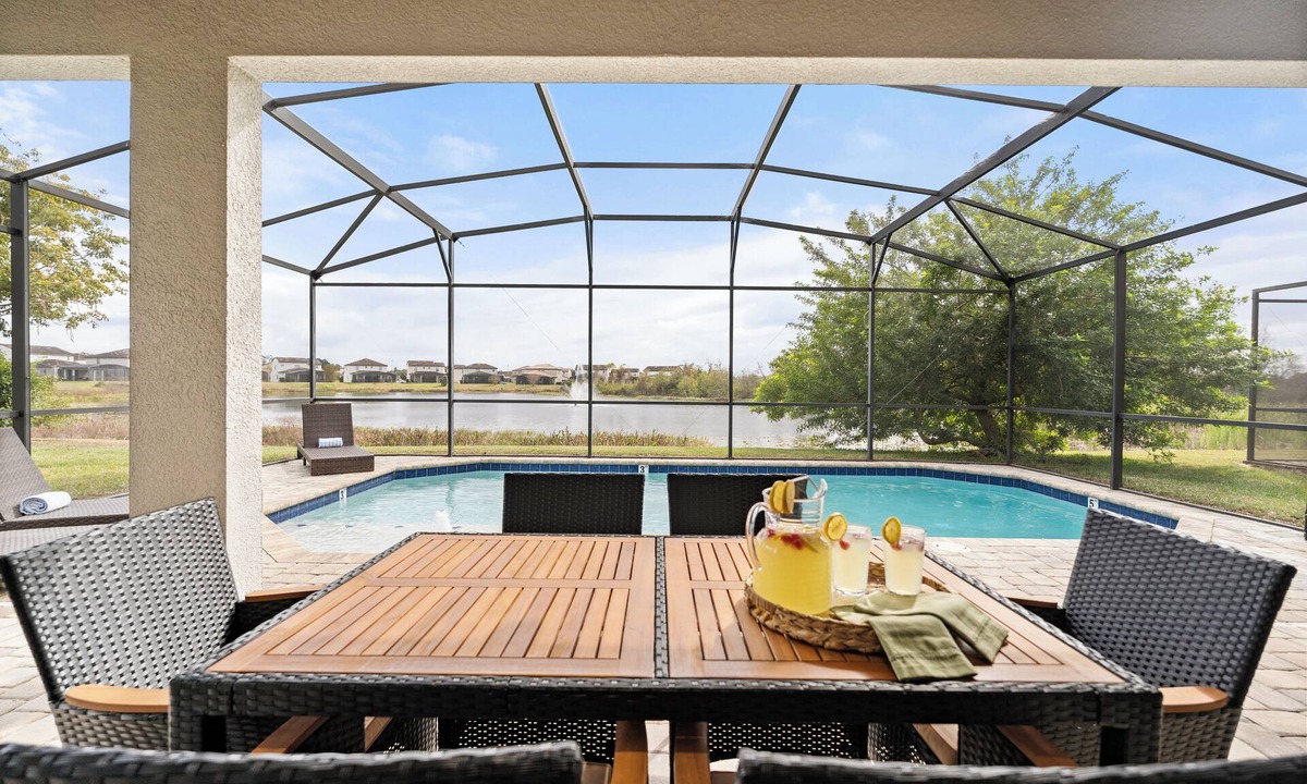 Haines City House | Citrus Grove Getaway near LEGO/Disney