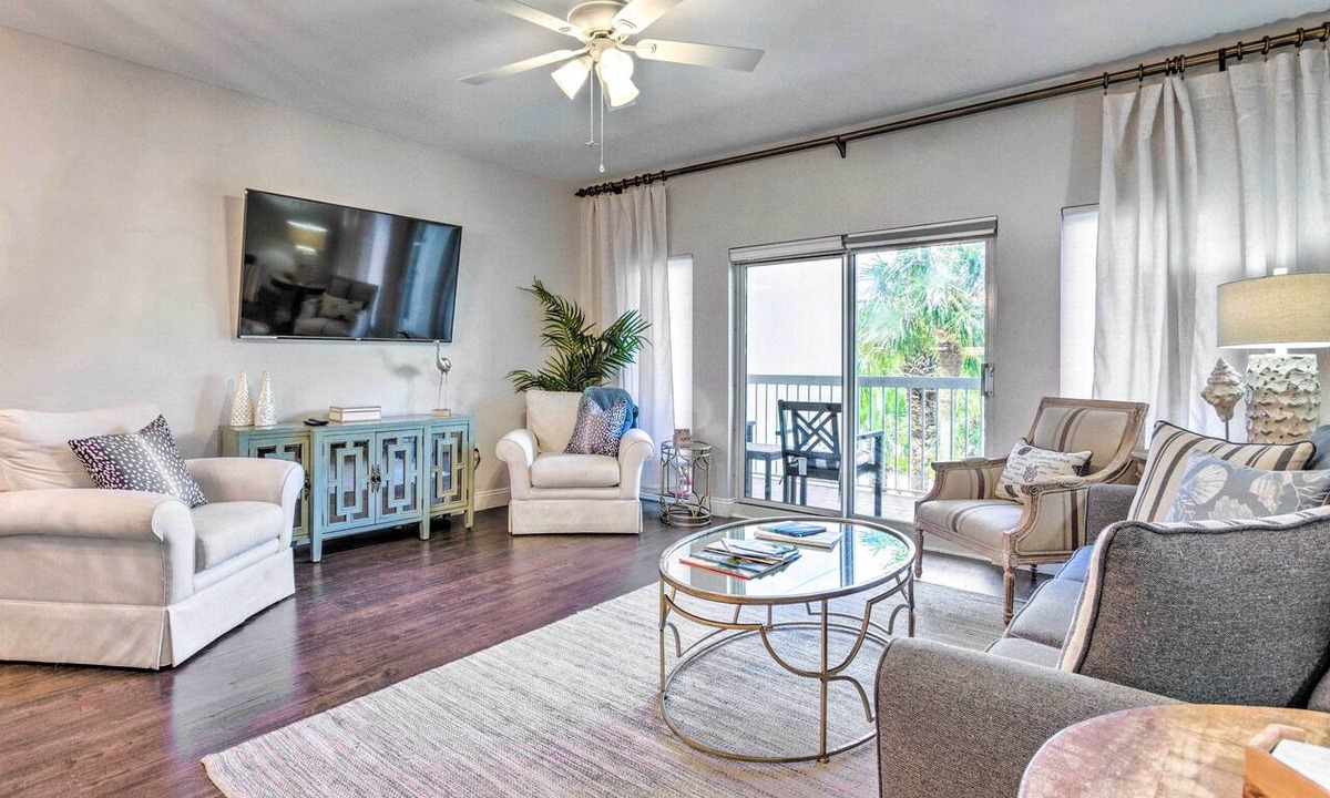 Sandestin Apartment | Classy Resort Condo w/Balcony: Walk to Beach