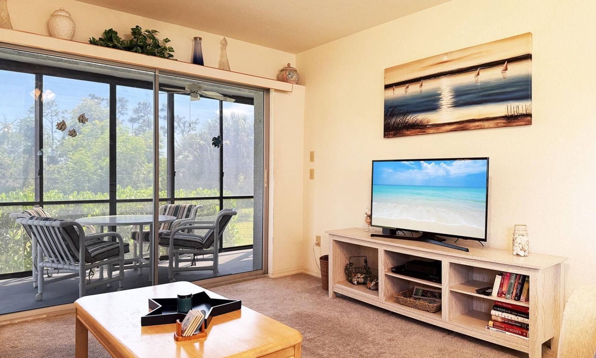 Englewood Apartment | Coastal Comfort – 2BR Condo in Fiddlers Green