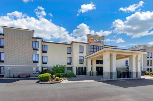 Lincoln Hotel | Comfort Inn & Suites Lincoln I-20