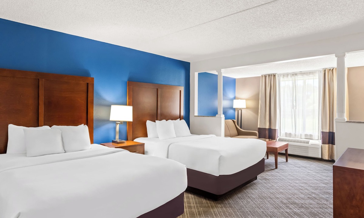 Walterboro Hotel | Comfort Inn & Suites Walterboro I-95