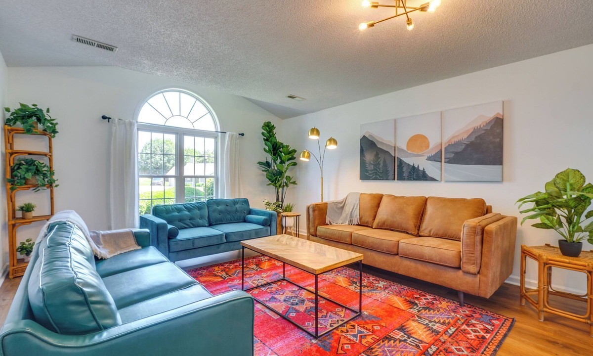 Conestee House | Community Pool/Close to Downtown Greenville