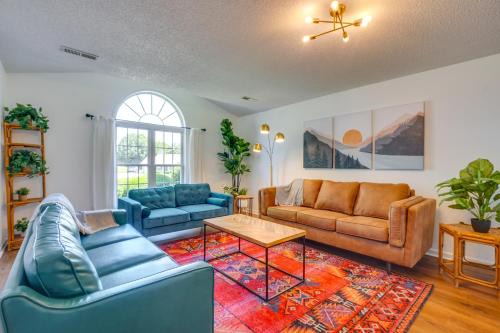 Conestee House | Community Pool/Close to Downtown Greenville