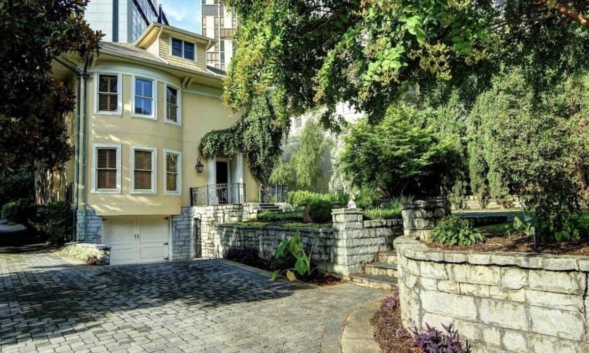 Ansley Park House | Compound in BEST Midtown Location!