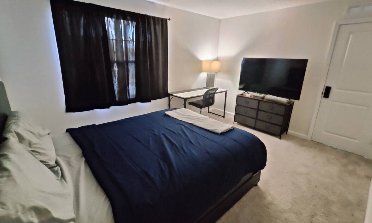 DeLand House | Cozy 1-bedroom, shared house in enjoyable DeLand