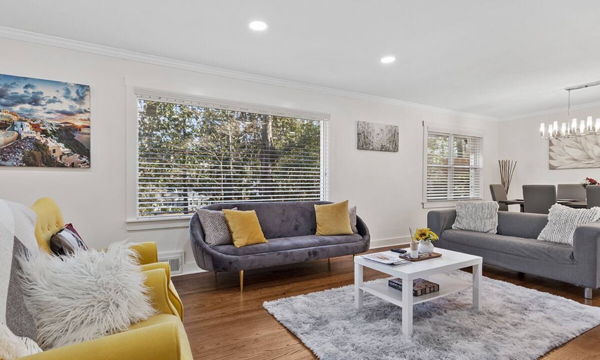 Sandy Springs House | Cozy 5BR home in Sandy Springs