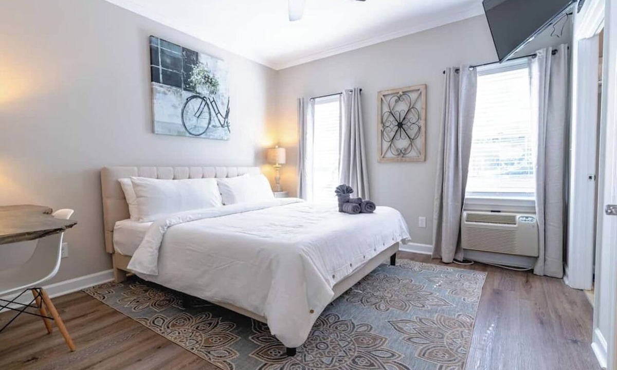 Montgomery Apartment | Cozy Cottage Hill 1BR | Serene Pet-Friendly Escape
