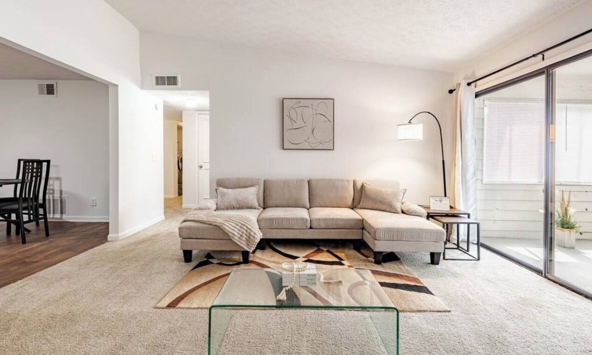 Dunwoody Apartment | Cozy Modern 2Bed 2Bath Getaway in Atlanta Free Parking & Coffee Station