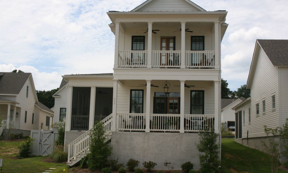 Oxford House | Creole Casa at The Lamar One Mile From Oxford Square