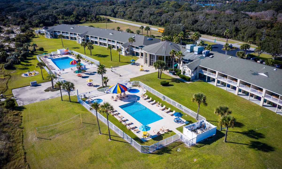 Jekyll Island Hotel | Days Inn & Suites by Wyndham Jekyll Island