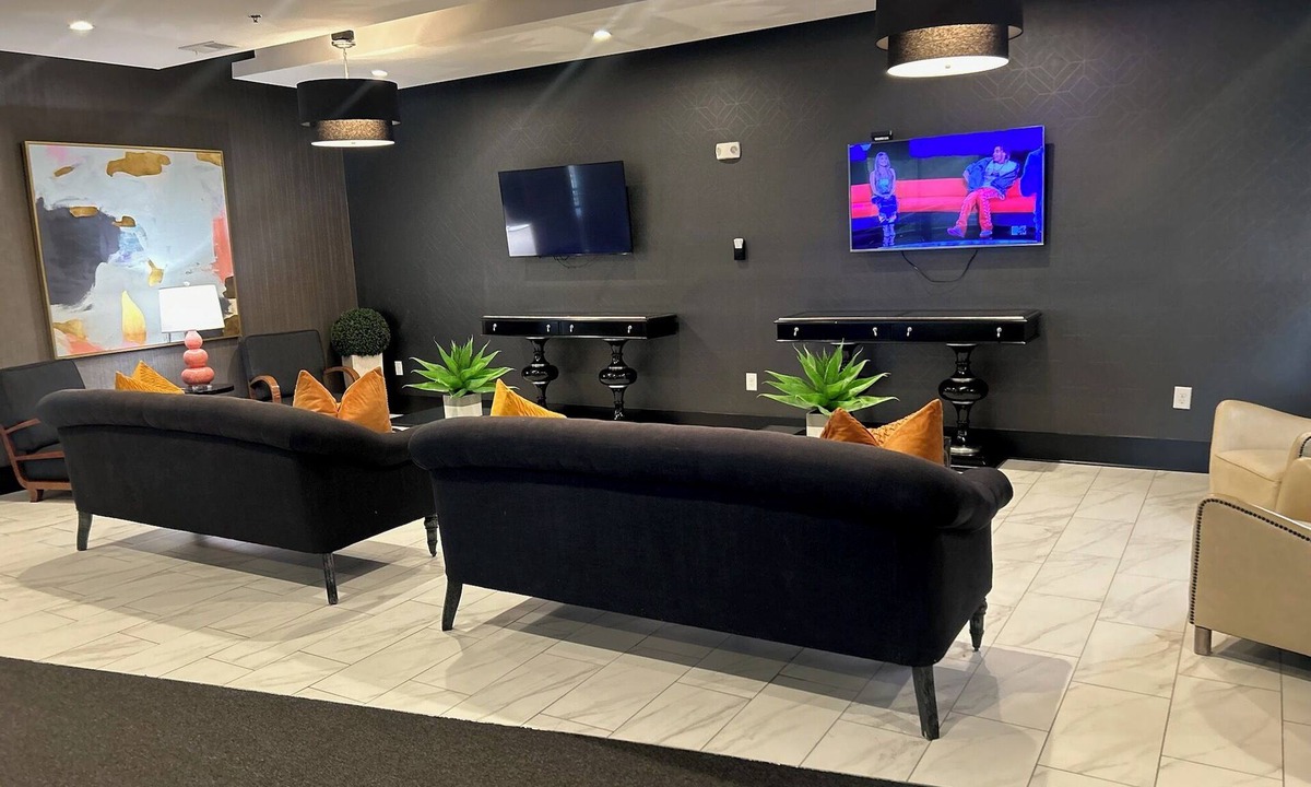 North Decatur Apartment | Decatur near Emory University and hospital