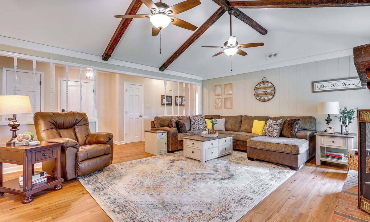 Decatur House | Decatur Vacation Rental w/Patio!