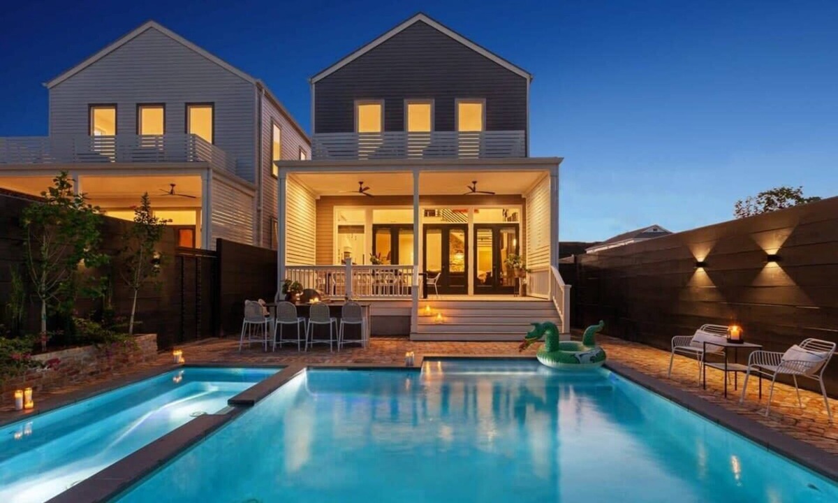 Lower Garden District House | Designer 10-bedroom compound | Heated Pools & Hot Tubs