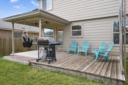 Temple House | Dimples in Temple - Texas Charm & Modern Comfort home
