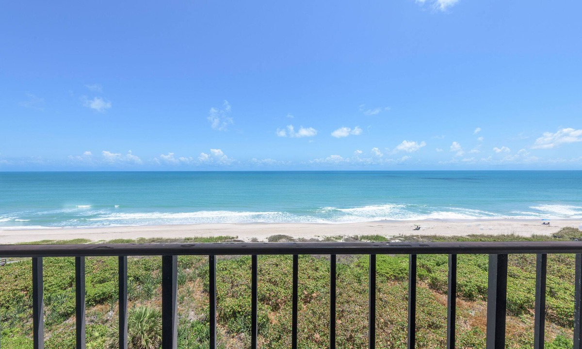 Fort Pierce Shores Condo | Direct Oceanfront 2/2 Condo on North Hutchinson Island