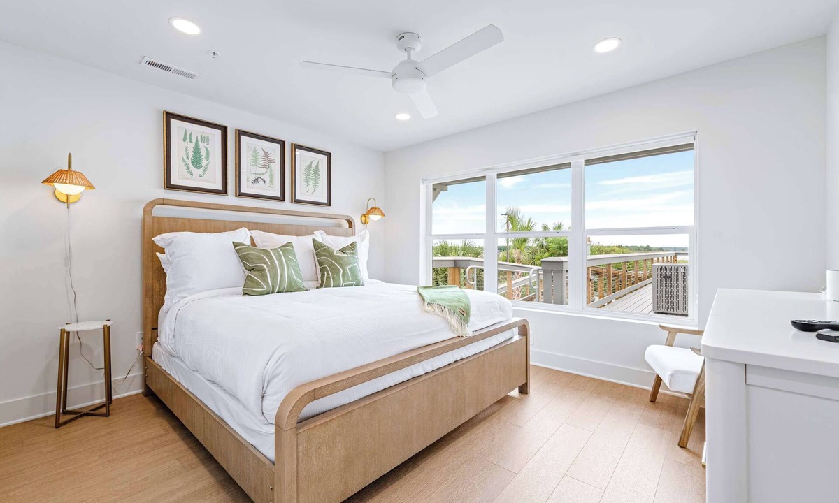 Georgetown House | Dockside Villas w. Pool + Boat Slip!