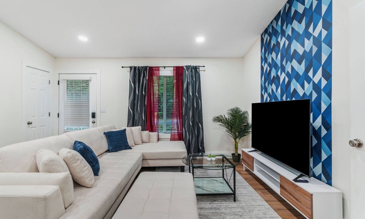Alpharetta House | Downtown 3BD - Grill/BBQ - Game Room - Fenced Yard