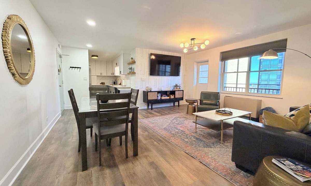 Downtown Atlanta Condo | Downtown High-Rise, 19th floor with City Views