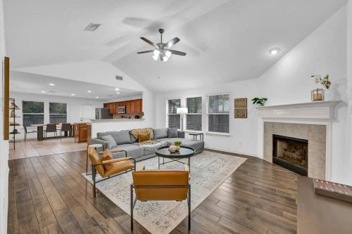 College Park House | Drifting Shadows