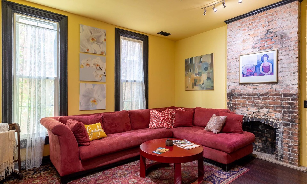 North Capitol House | Easy access to Taylor Swift, Broadway, CMAs & more