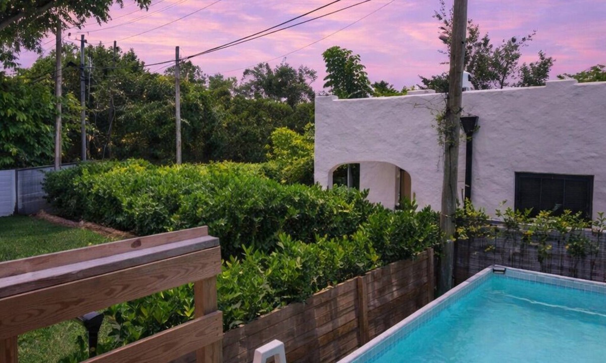 Old Northwood House | Elegant 3BR home with pool near downtown