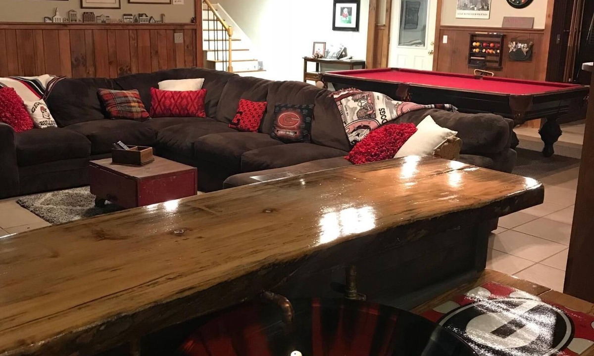 Athens Apartment | Escape to Pond Creek north of Athens