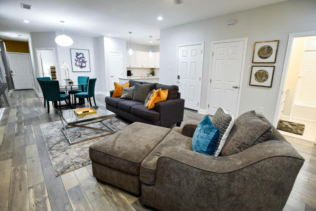 Seventh Ward Apartment | Esplanade Magic 6