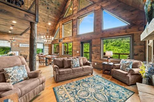 Sevierville House | Excellent View Arcade Pool Theater Spa Resort Fun