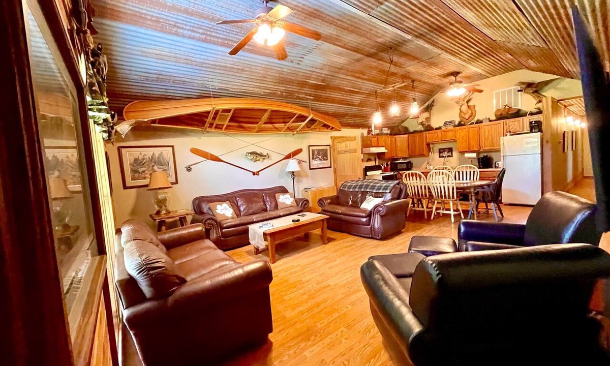 Norfork House | Expedition Suite, Gatherings, River view, Wade-in access