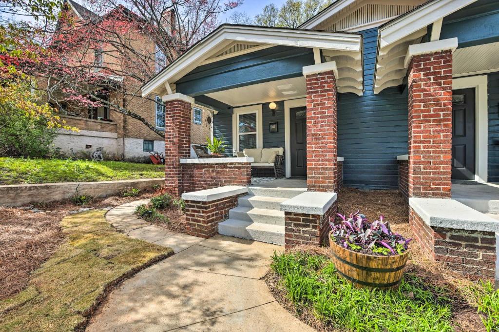Forest Park House | Extended Stays Welcome! Home Near Avondale Dining