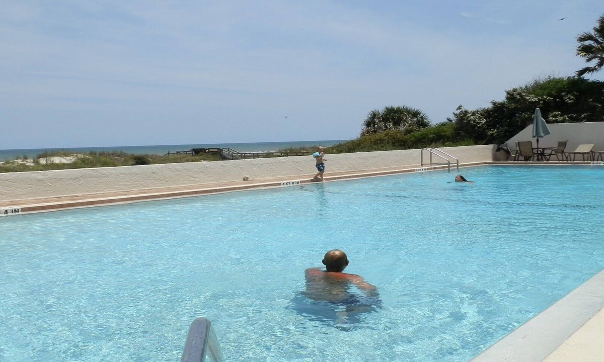 Crescent Beach Condo | Fabulous Direct Oceanfront Condo