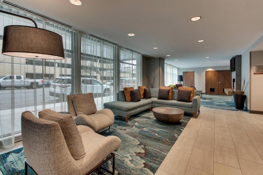 Central City Hotel | Fairfield Inn & Suites by Marriott Birmingham Downtown