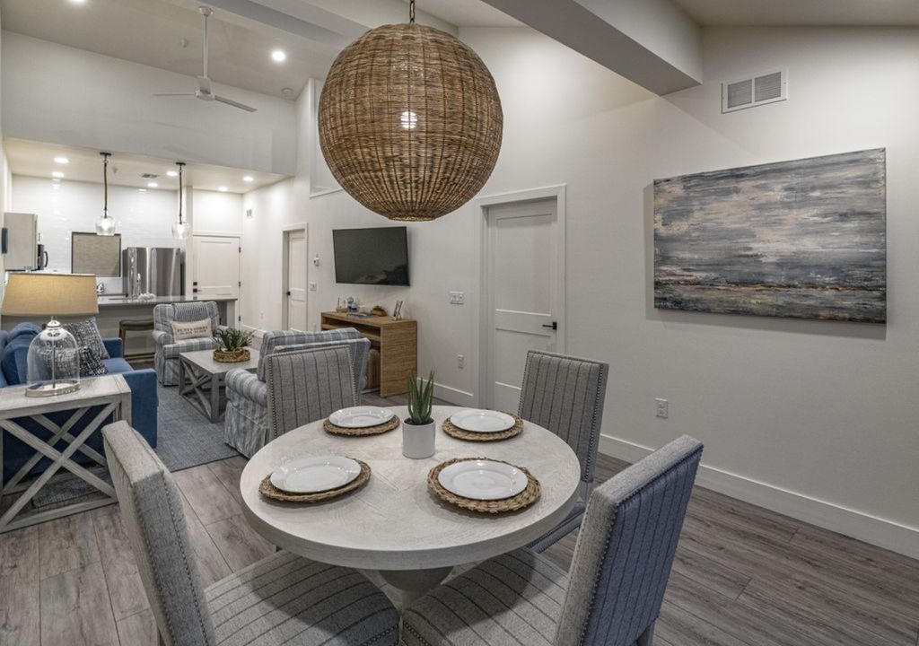 Historic District Apartment | Fishermen’s Village Unit#32