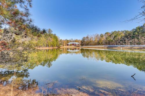 Mountville Apartment | Fishing Pond On-Site! LaGrange Apt on 33 Acres