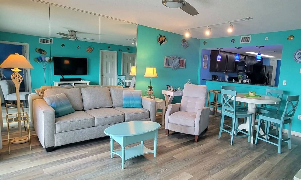 Fort Walton Beach Condo | Free Beach Service-Beachfront 6th Floor