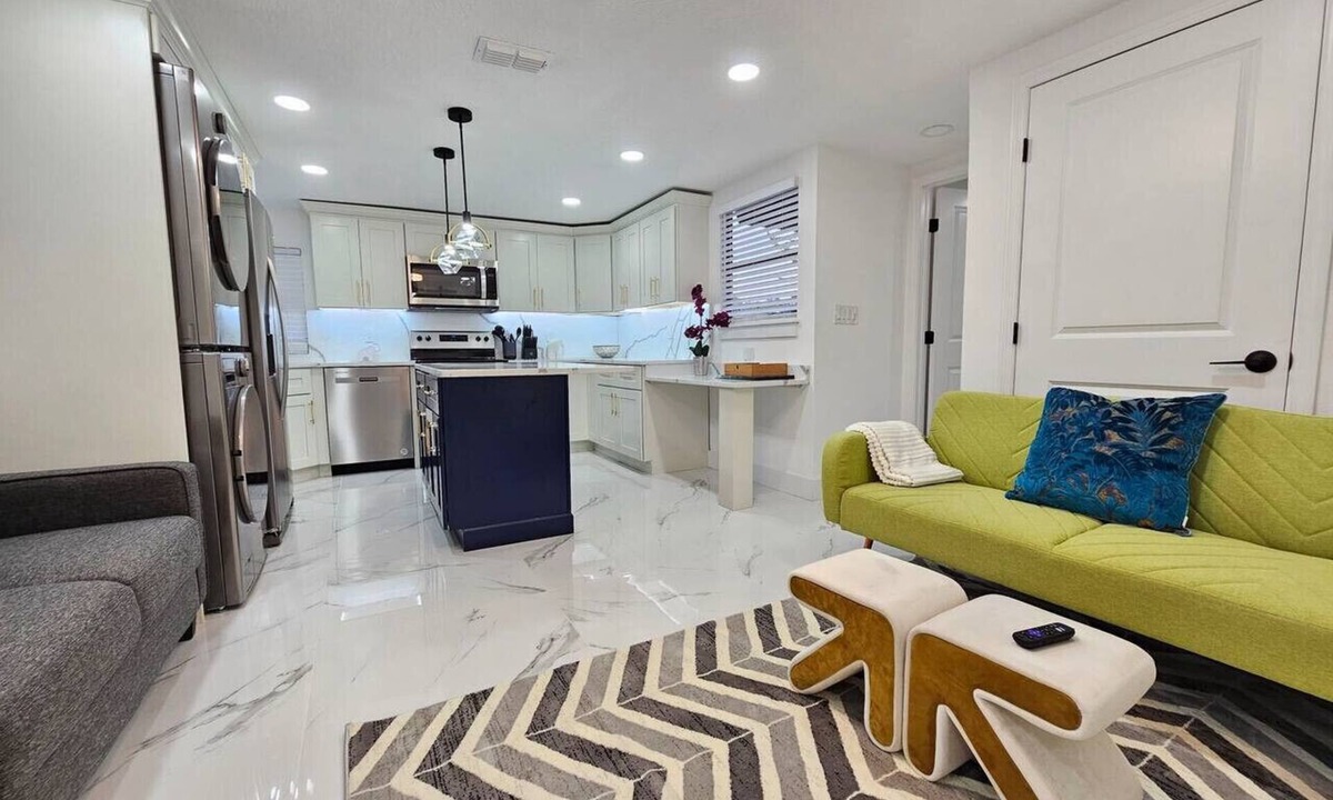 Fairview Shores House | Funky Remodeled Otown Bungalow Sleeps 8