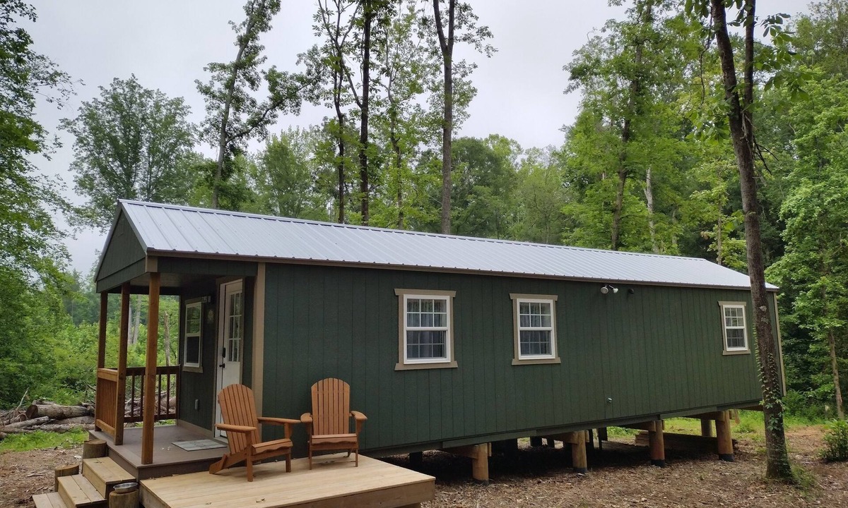 Honea Path Cabin | Furnished charming 1-bedroom cabin near Greenville in peaceful Honea Path.