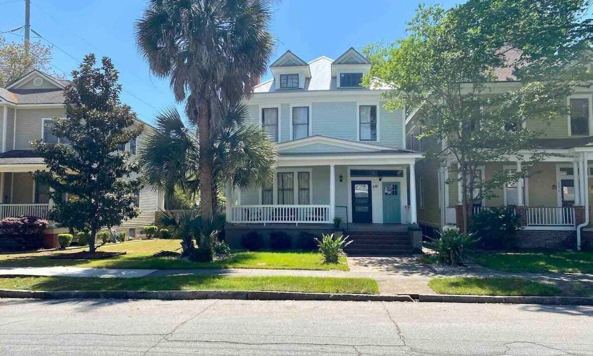 Dixon Park Apartment | Furnished Executive Rental in Victorian District!