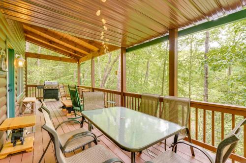 Unaka House | Game Room & 3-Story Deck at Lake Hiwassee Hideaway