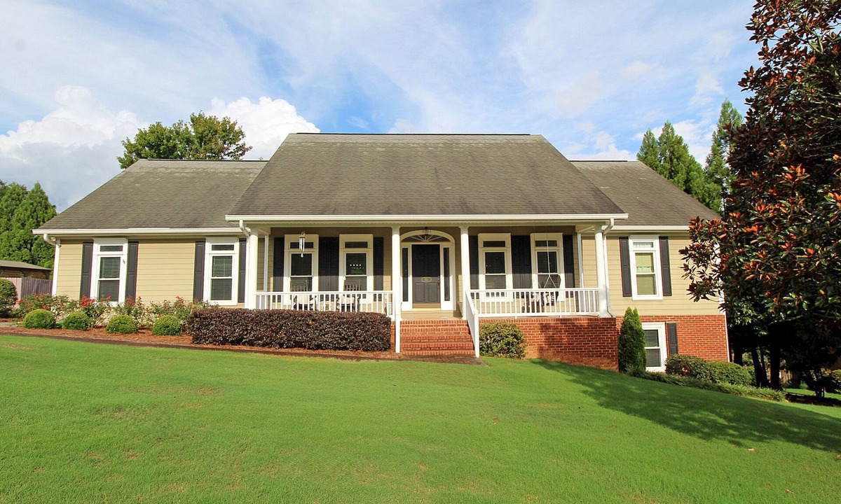 Rome House | Getchell House ~ Porch Retreat ~Sleeps 10