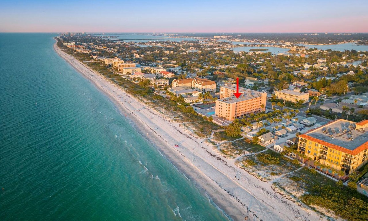 Indian Rocks Beach Condo | GORGEOUS BEACHFRONT 3BR/2BA-VIEWS FROM EVERY ROOM- ON-SITE PICKLEBALL, POOL/SPA