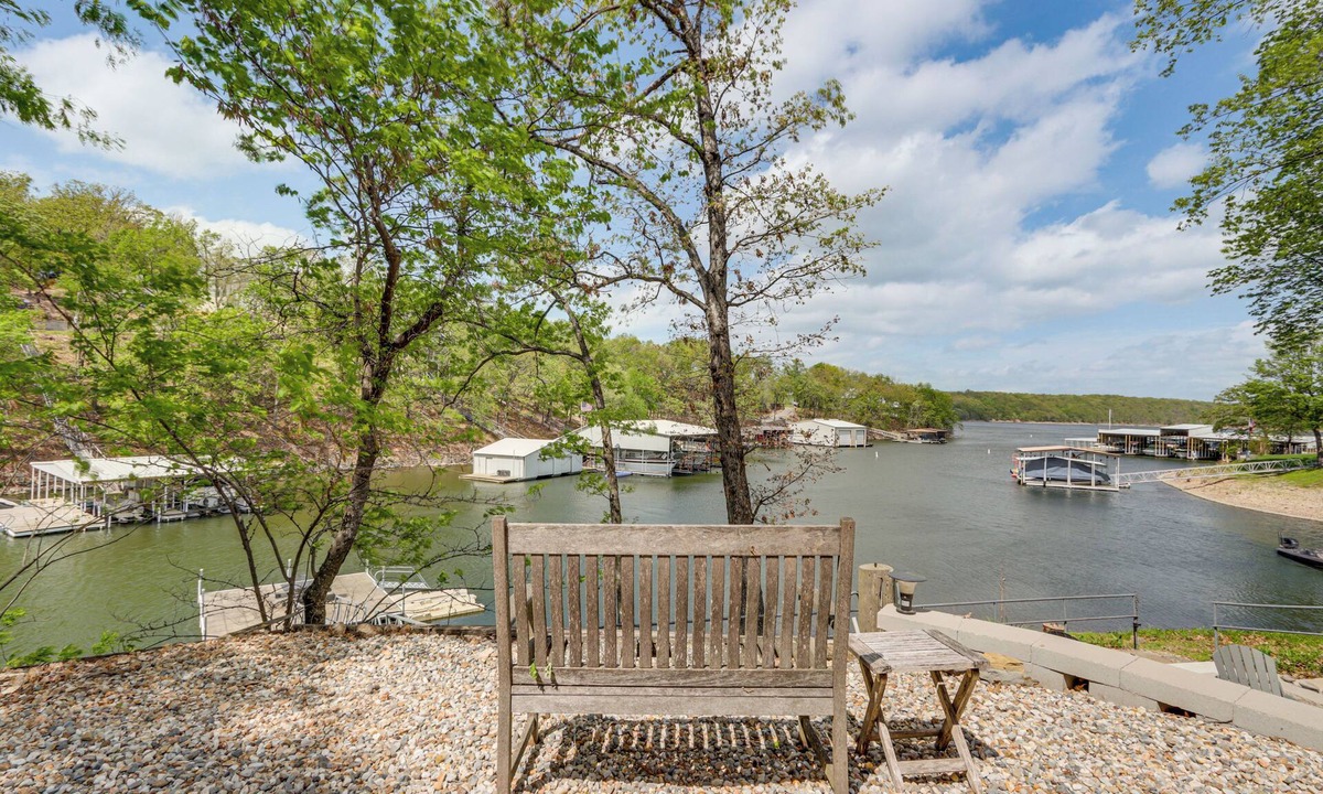 Eucha House | Grand Lake Group Getaway w/Dock & Spacious Deck
