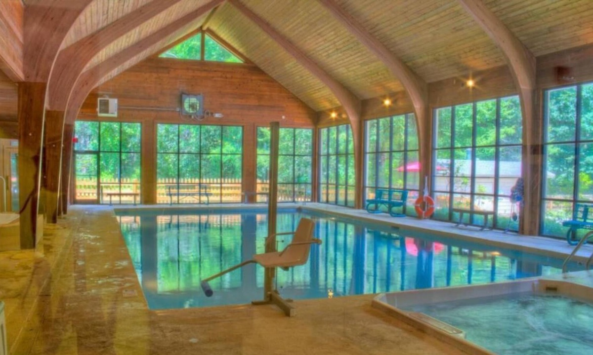 Sapphire Resort | Great Amenities! 3 Convenient Units Near Fairfield Lake, Gym, Indoor Pool