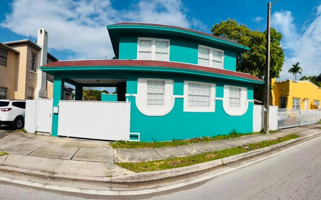 Little Havana House | Green Little Havana