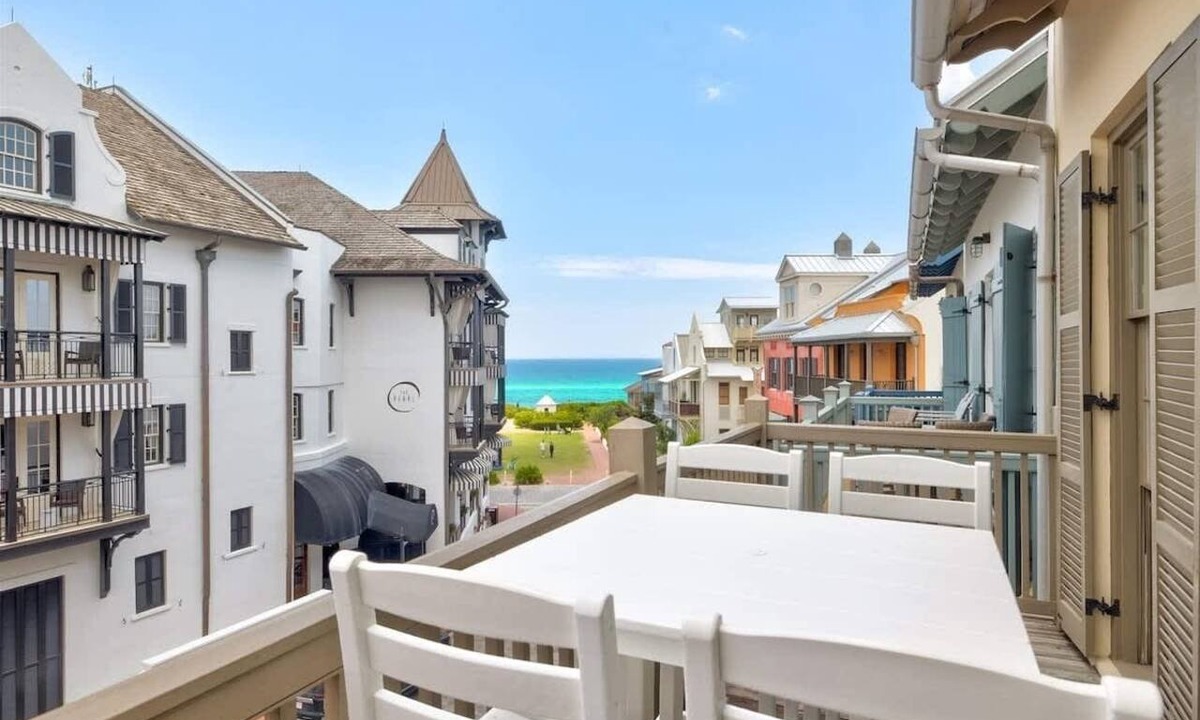 Rosemary Beach Condo | Gulf Views-Two-story Condo-2 Bikes-Heated Pool